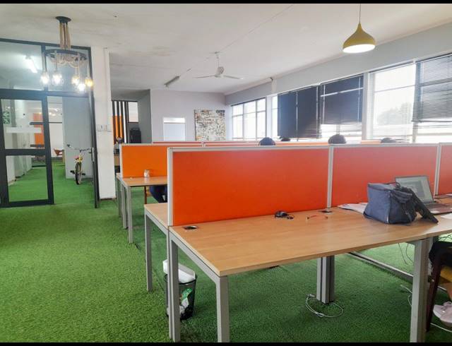 318M² OFFICE RENTED IN GQEBERHA CENTRAL